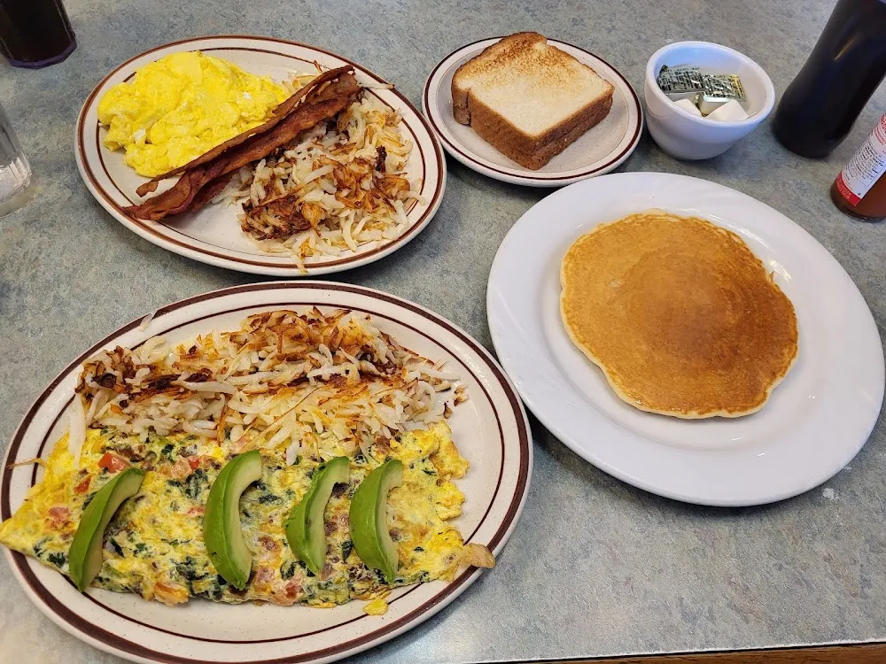 Avocado blt Omelette with Hashbrown